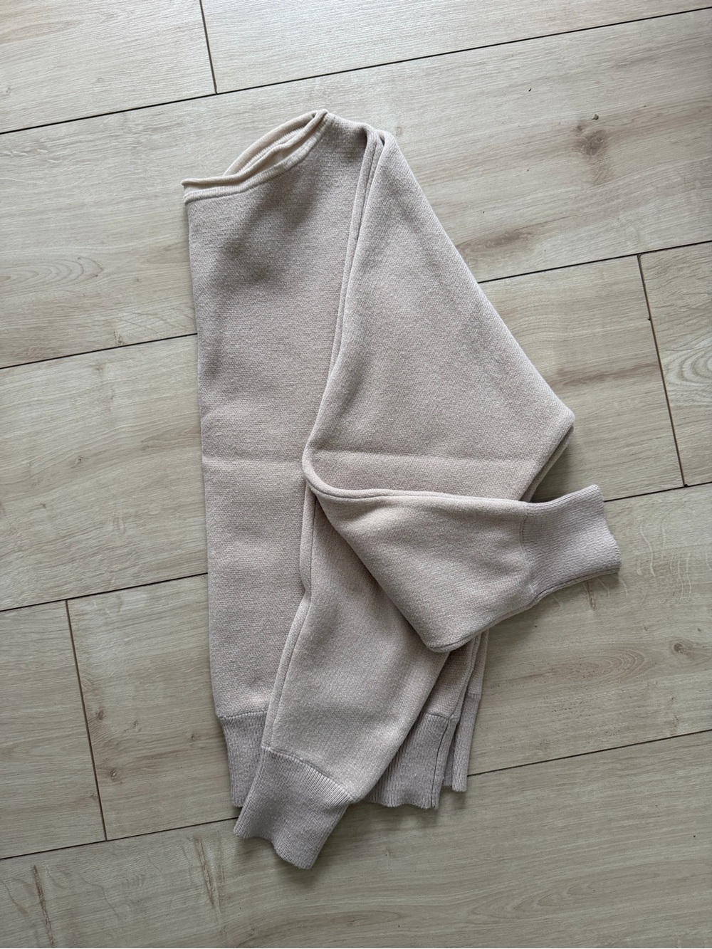 Rachel Zoe Beige Wide-Leg Knit Pants Set - Picture 2 of 7